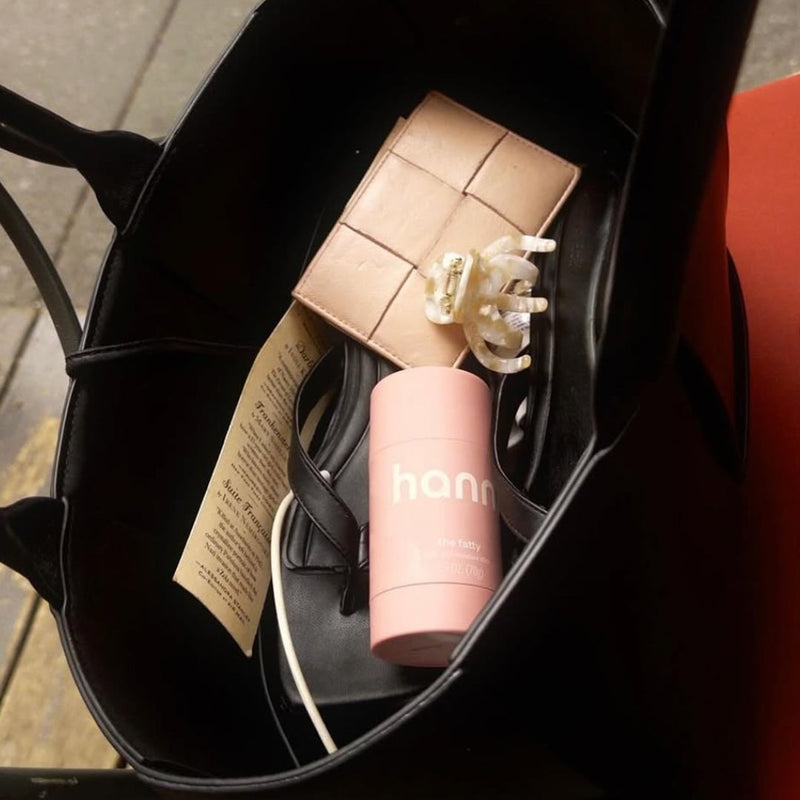 How to Keep Skin Hydrated During Travel (Without Packing Lotion)